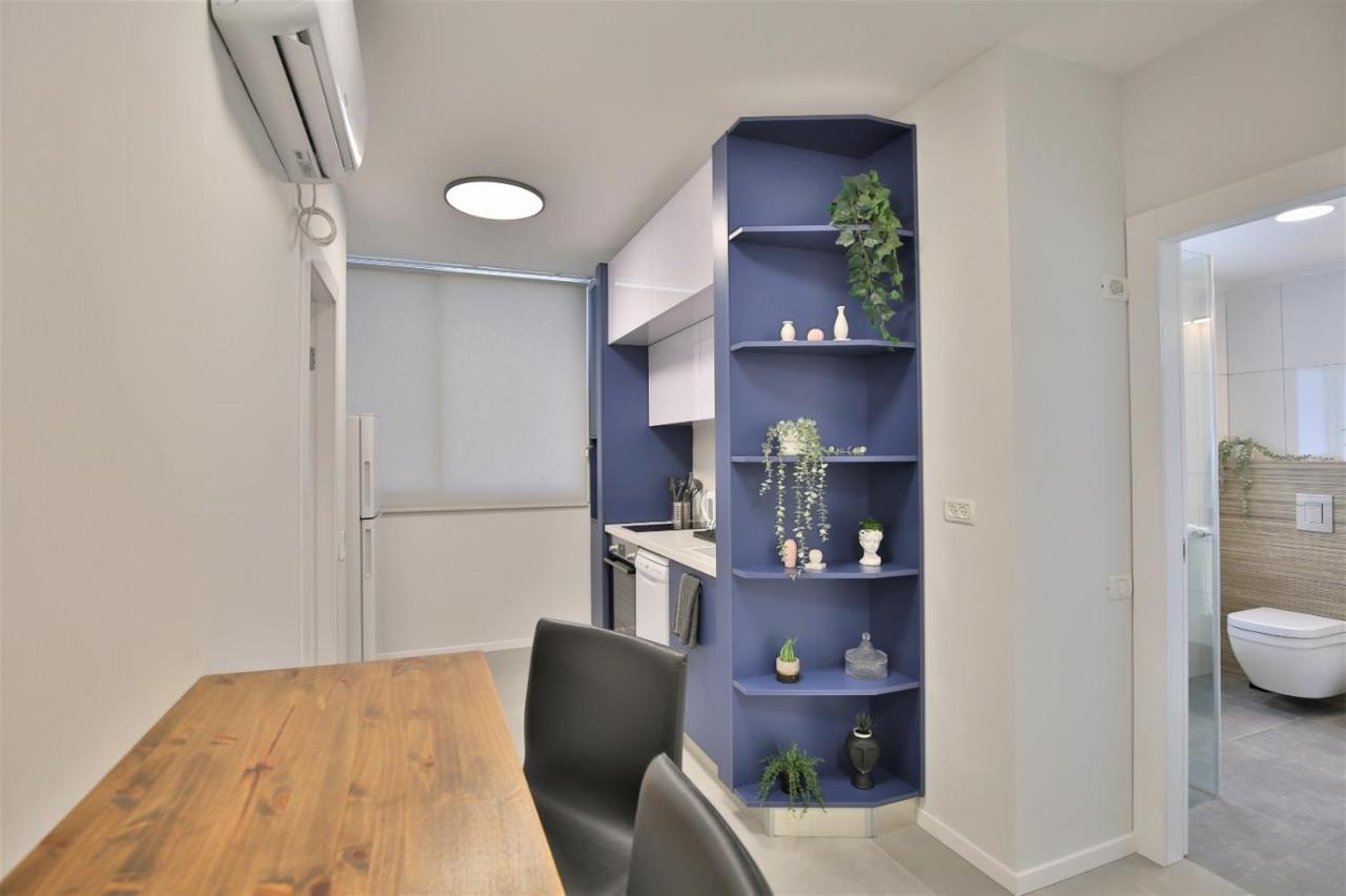 Cozy And Stylish 1-Bedroom Apartment Нетания Экстерьер фото